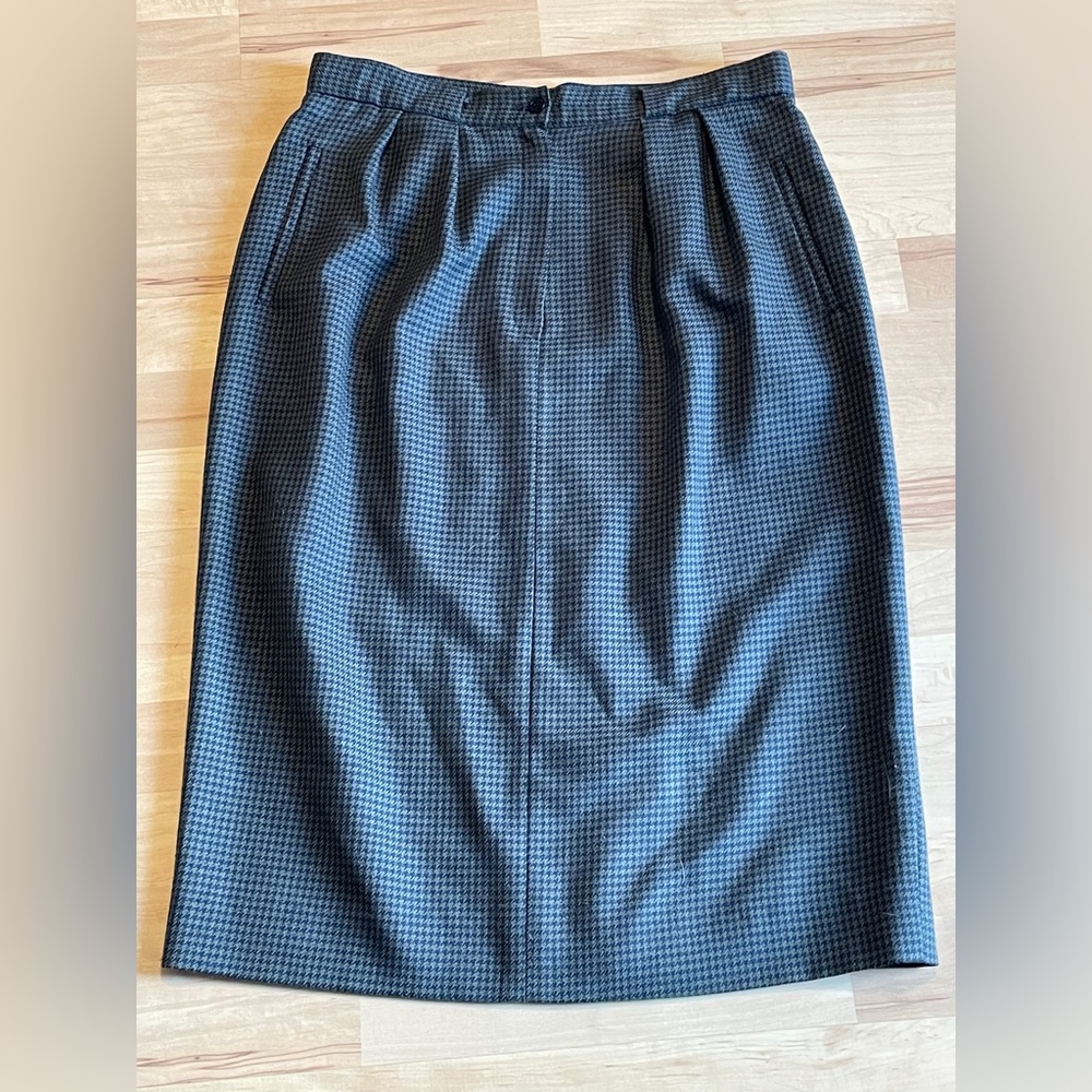 Jones New York Houndstooth Pencil Skirt